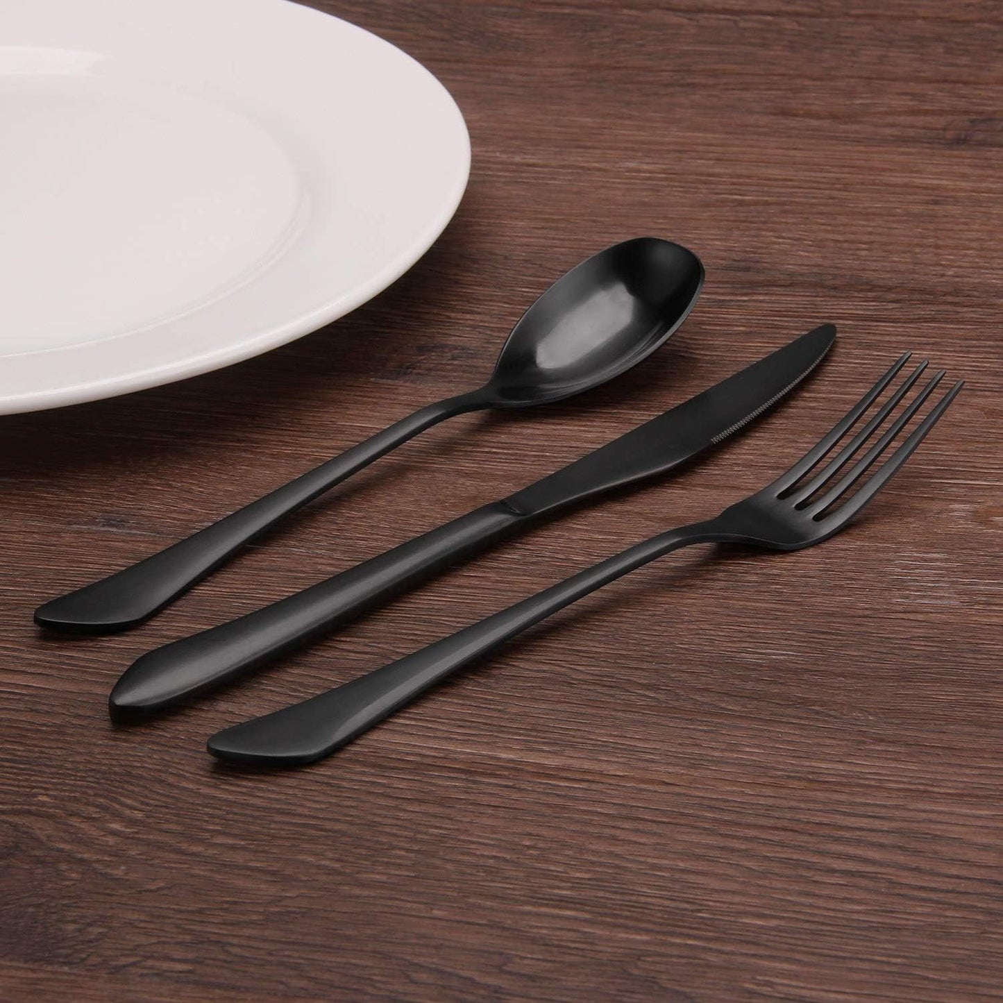 Sleek Matte Black 20-Piece Stainless Steel Flatware Set for 4 – Elegant Satin Finish Cutlery, Dishwasher Safe for Home & Restaurant Use