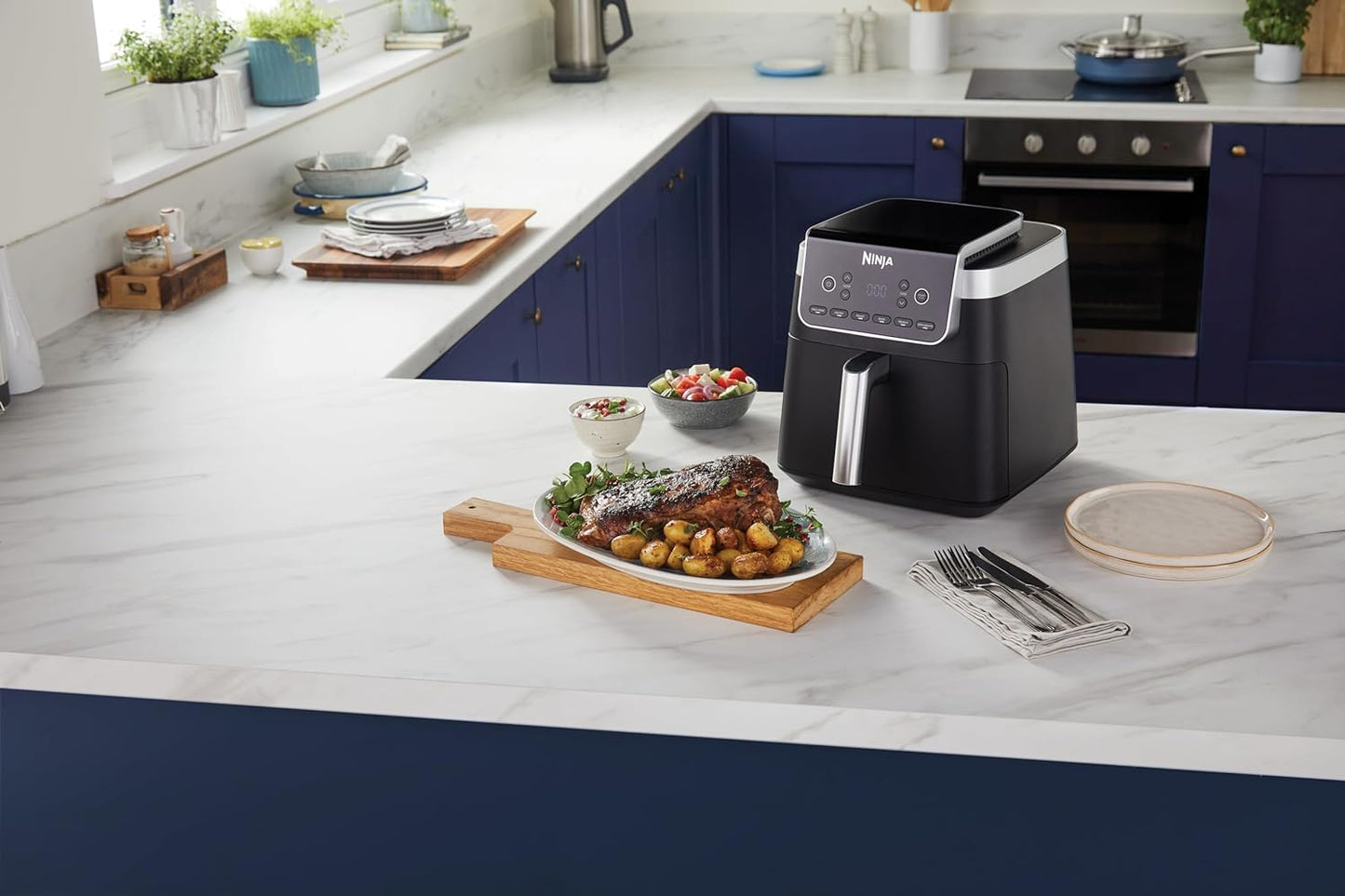 Air Fryer Pro XL 6.2L, 6 Cooking Functions, Space Saving Design, 6.2L Capacity, Max Crisp Technology, AF181ANZ, Black