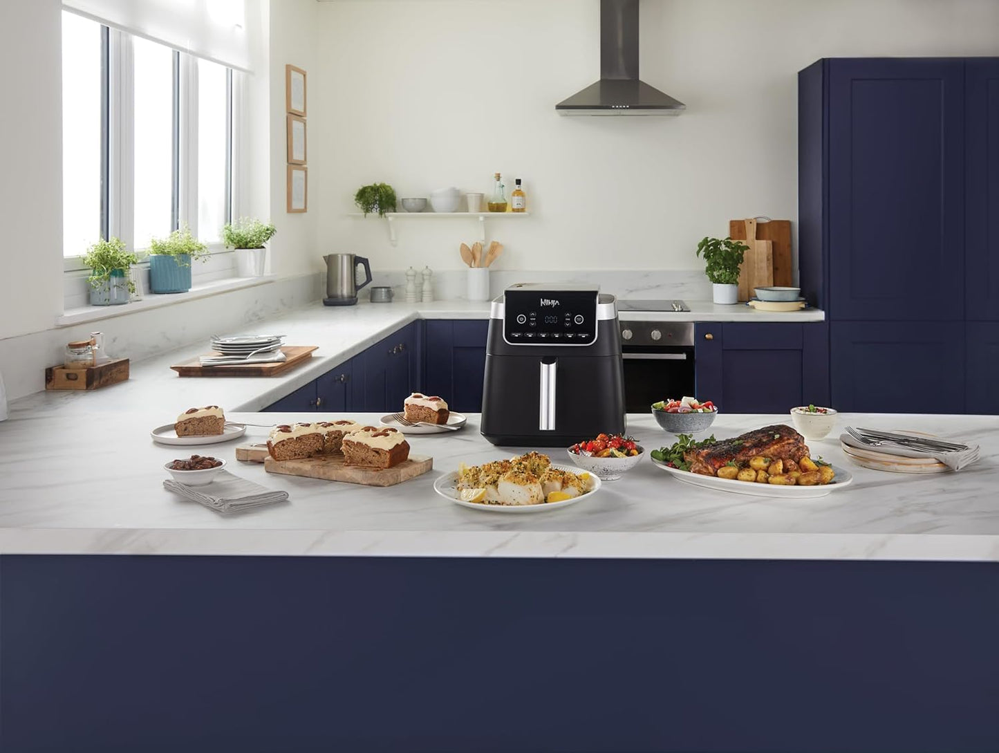 Air Fryer Pro XL 6.2L, 6 Cooking Functions, Space Saving Design, 6.2L Capacity, Max Crisp Technology, AF181ANZ, Black