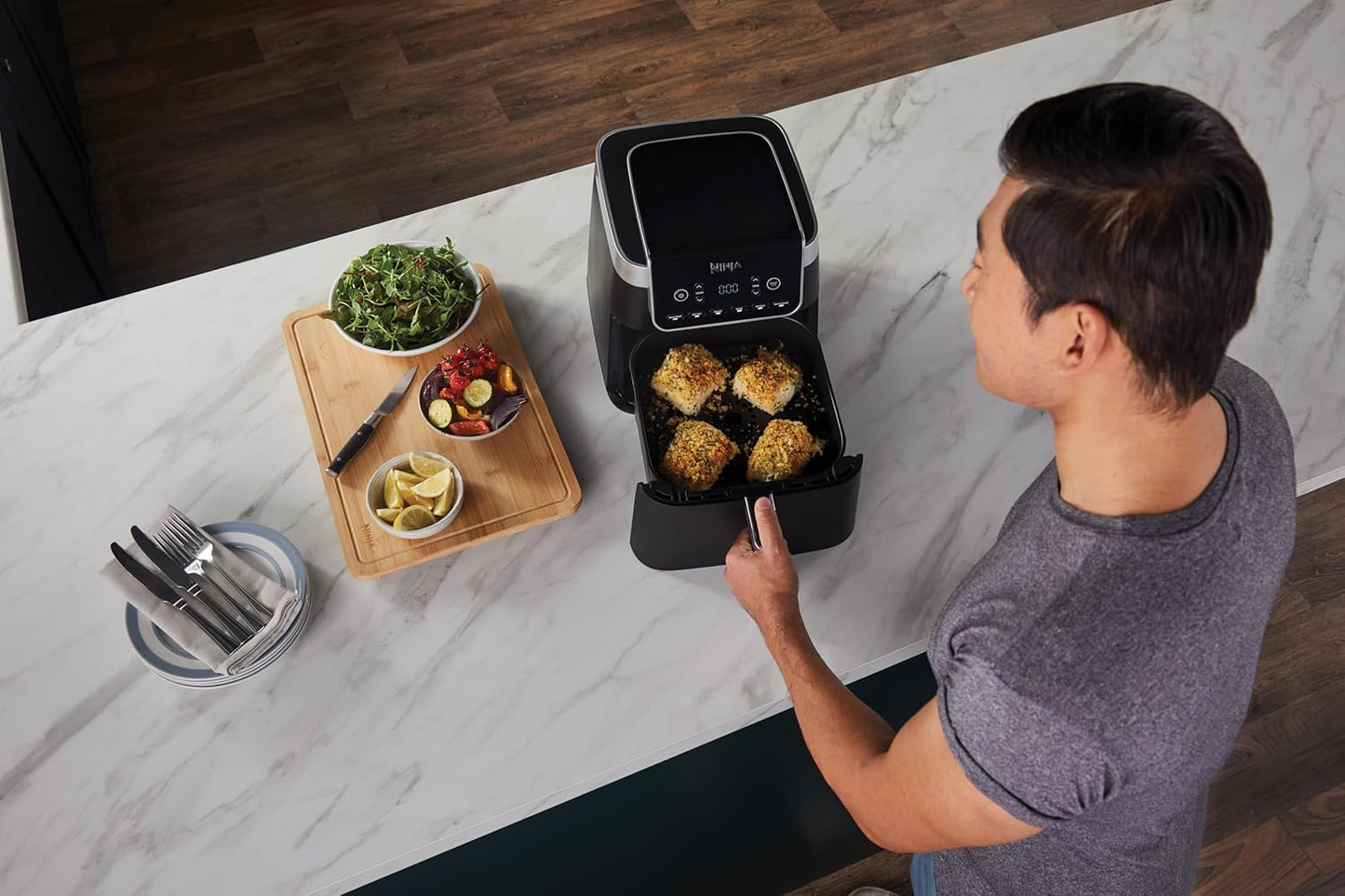 Air Fryer Pro XL 6.2L, 6 Cooking Functions, Space Saving Design, 6.2L Capacity, Max Crisp Technology, AF181ANZ, Black