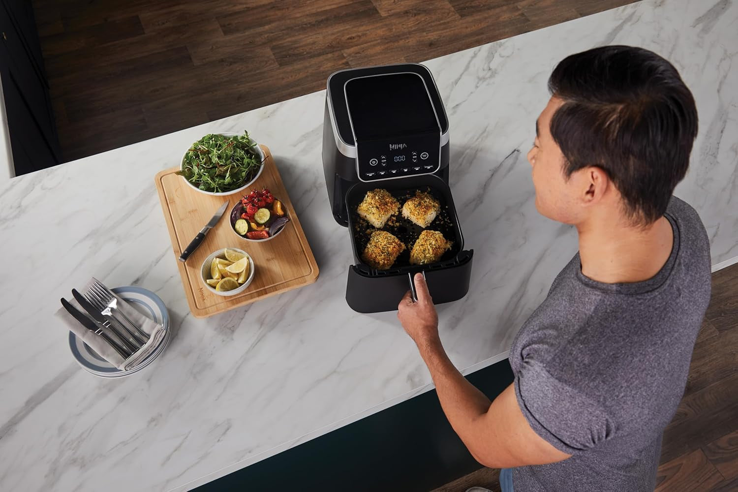 Air Fryer Pro XL 6.2L, 6 Cooking Functions, Space Saving Design, 6.2L Capacity, Max Crisp Technology, AF181ANZ, Black