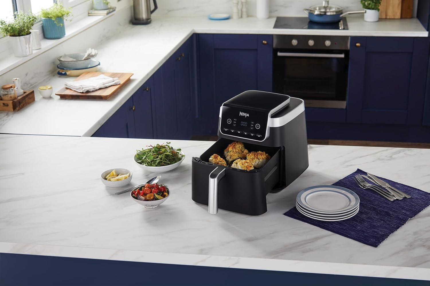 Air Fryer Pro XL 6.2L, 6 Cooking Functions, Space Saving Design, 6.2L Capacity, Max Crisp Technology, AF181ANZ, Black